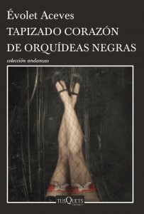 Tapizado corazón de orquídeas negras